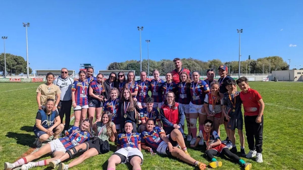 Championnats de France intercomité U15/U17 organisés par les Baroudeuses de Pia au stade Daniel-Ambert